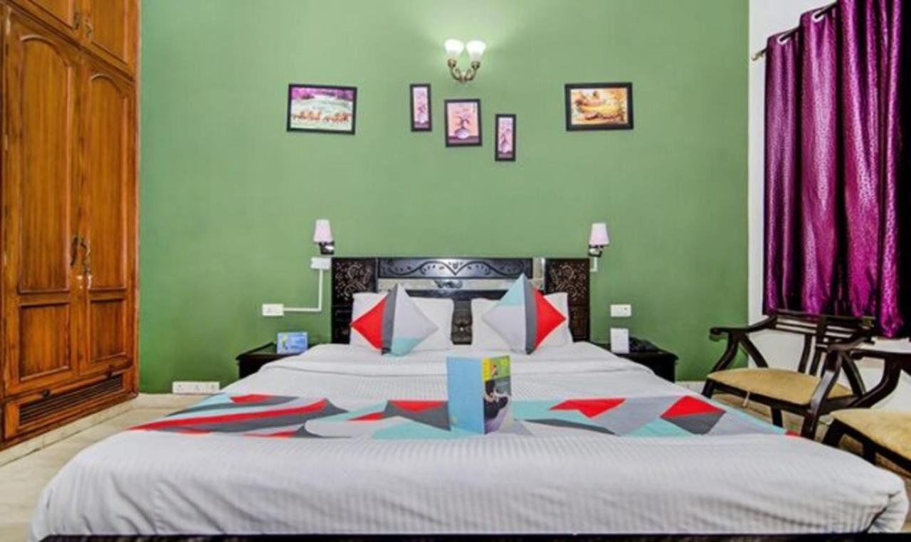 Hotel Fabexpress Ashray Noida Exterior foto