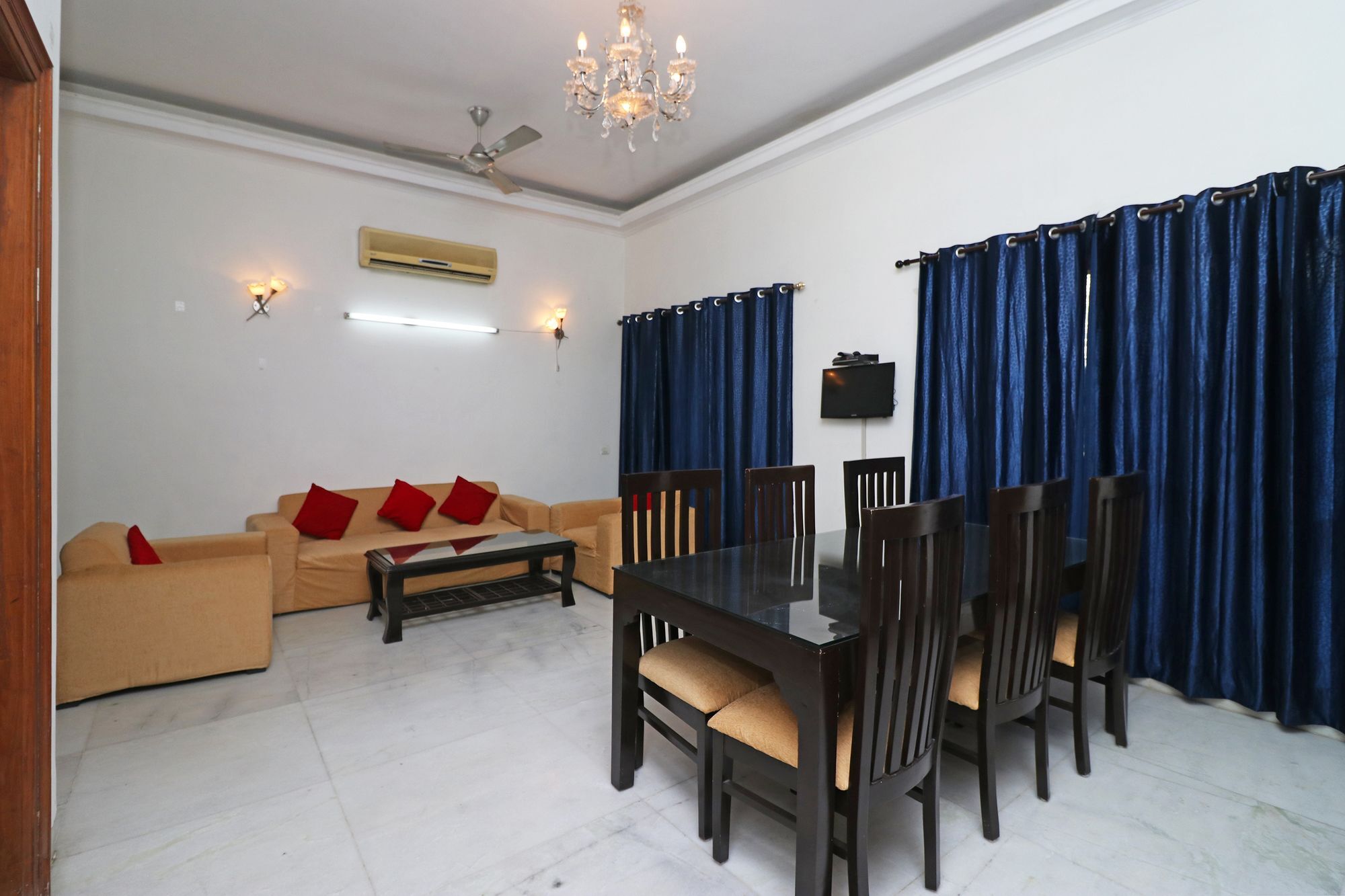 Hotel Fabexpress Ashray Noida Exterior foto