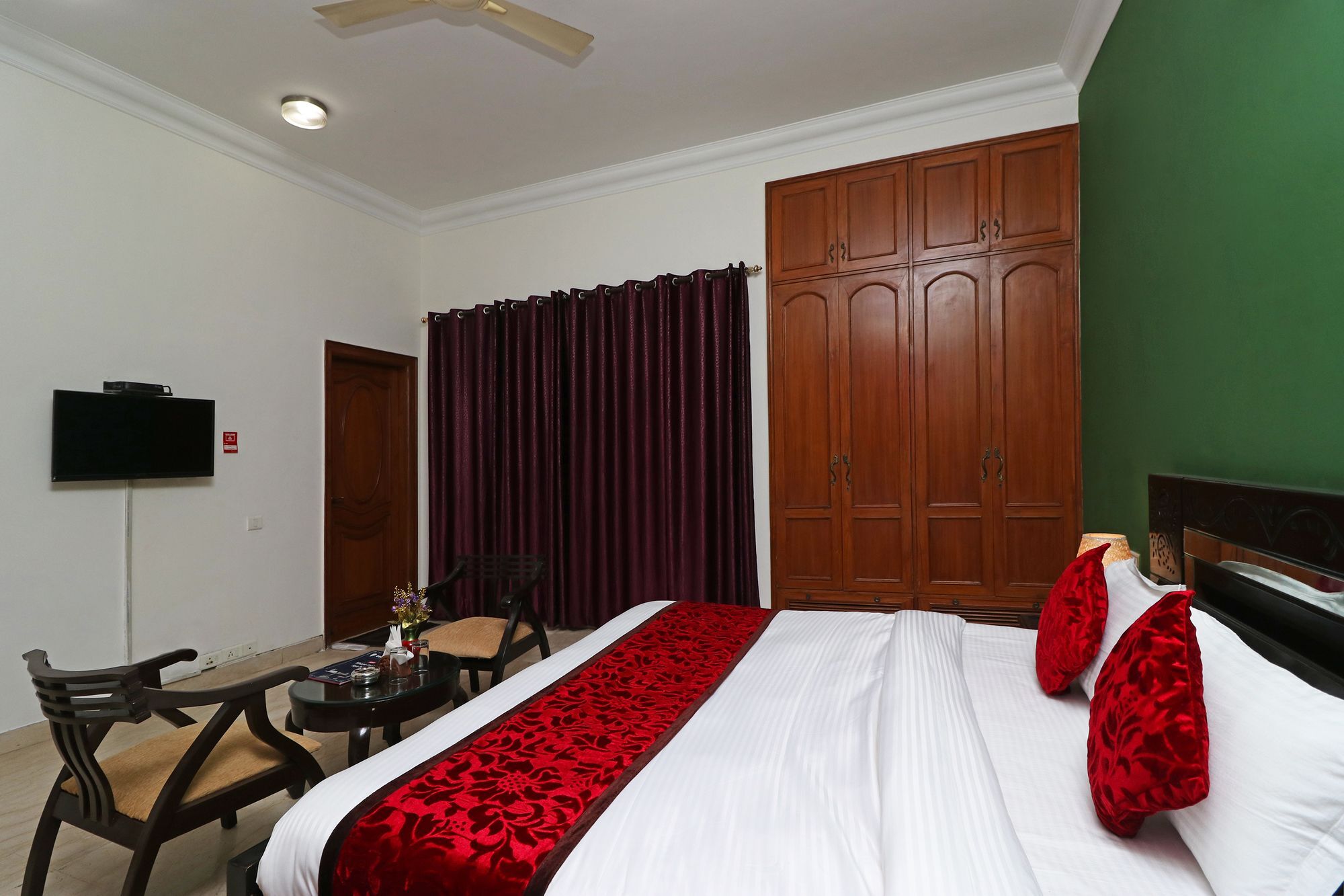 Hotel Fabexpress Ashray Noida Exterior foto